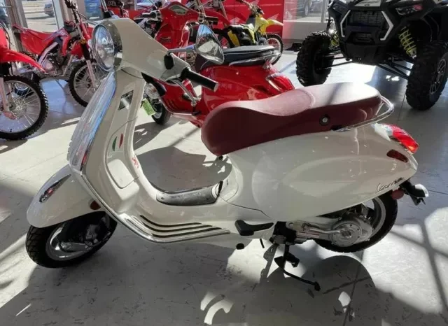 2015 Vespa Primavera 50