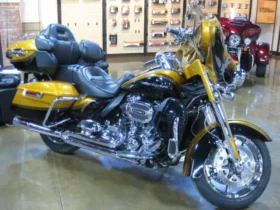 2015 Harley-Davidson CVO Limited 110 (FLHTKSE)