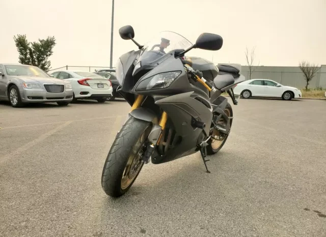 2014 Yamaha YZF-R6