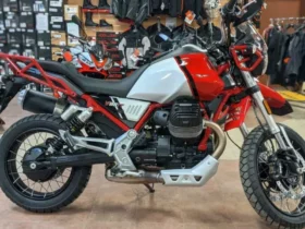 2021 Moto Guzzi V85 TT