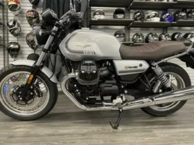 2021 Moto Guzzi V7 Special