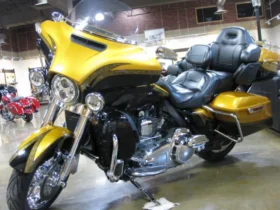 2015 Harley-Davidson CVO Limited 110 (FLHTKSE)