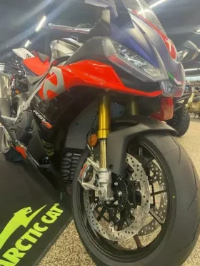 2021 Aprilia RSV4 1100 Factory