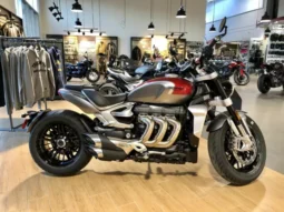 
										2022 Triumph Rocket 3 R full									