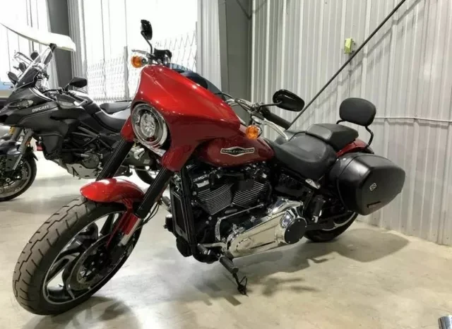 
								2019 Harley-Davidson Sport Glide 107 (FLSB) full									