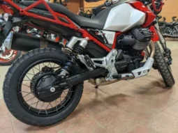 
										2021 Moto Guzzi V85 TT full									