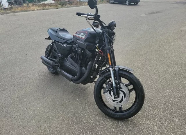 
								2010 Harley-Davidson XR1200 full									