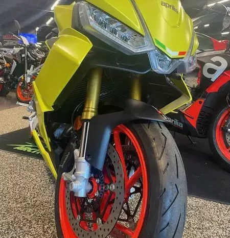 
								2021 Aprilia RS 660 full									