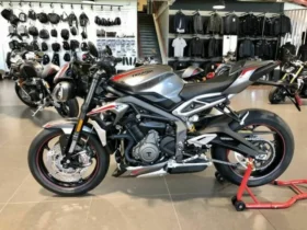 2021 Triumph Street Triple RS