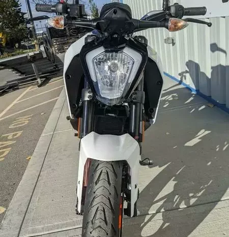 
								2021 KTM 200 Duke full									