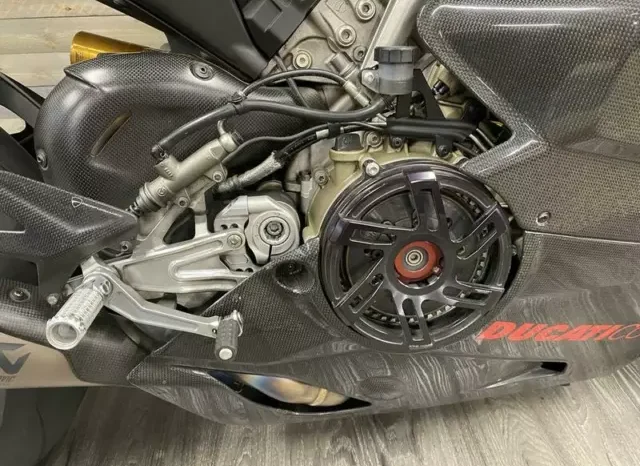 
								2019 Ducati Panigale V4 R full									