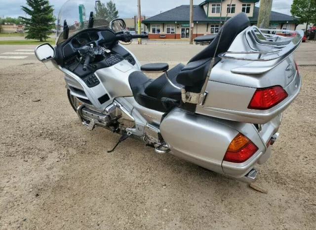 
								2005 Honda GoldWing (GL1800) full									