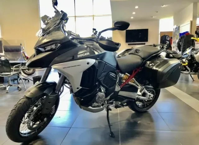 
								2021 Ducati Multistrada V4S full									