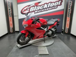 
										2015 Honda VFR800F full									