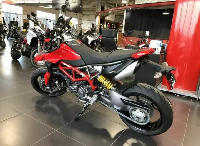 
								2022 Ducati Hypermotard 950 full									