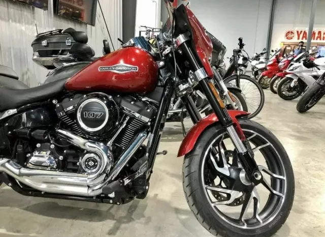 
								2019 Harley-Davidson Sport Glide 107 (FLSB) full									