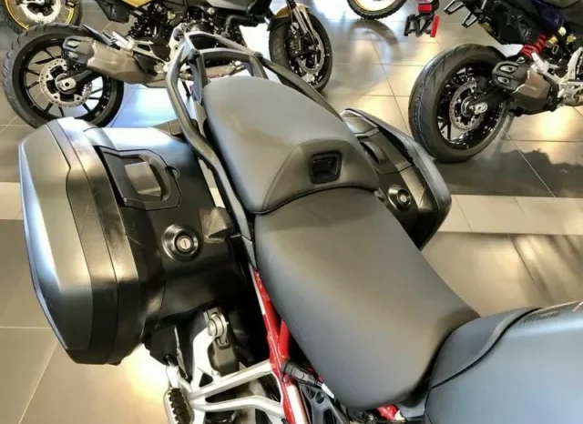 
								2021 Ducati Multistrada V4S full									