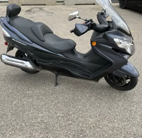 
								2011 Suzuki Burgman 400 (AN400) full									